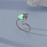 Cargar imagen en la galería, Anillo Luciérnaga Que Brilla En Oscuridad Con Cristal De Corazón