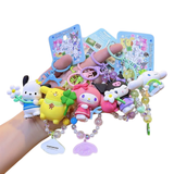 Cargar imagen en la galería, Llavero Pompompurin Con Trébol Strap Sanrio
