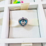 Cargar imagen en la galería, Charm Corazón Maléfica