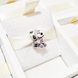 Cargar imagen en la galería, Charm Snoopy Con Corazón Rosa