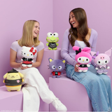 Cargar imagen en la galería, Peluche Keroppi Overol Negro