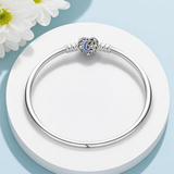 Cargar imagen en la galería, Brazalete Rígido Broche De Corazón Con Luna Y Estrellas