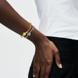 Cargar imagen en la galería, Brazalete Dorado Con Broche De Sol