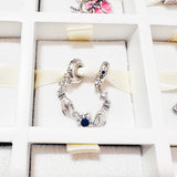 Cargar imagen en la galería, Charm Cadena De Seguridad Manos Con Estrella Azul