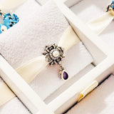 Cargar imagen en la galería, Charm Flor Vintage Con Cristales