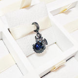 Cargar imagen en la galería, Charm Dragón Chimuelo Con Esfera Azul