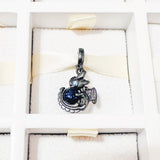 Cargar imagen en la galería, Charm Dragón Chimuelo Con Esfera Azul