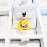 Cargar imagen en la galería, Charm Hello Kitty Sailor Moon