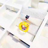 Cargar imagen en la galería, Charm Hello Kitty Sailor Moon