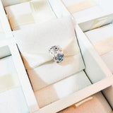 Cargar imagen en la galería, Charm Flor Azul Cristales Seguridad Pulsera