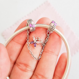 Cargar imagen en la galería, Charm Cadena de Seguridad Flores y Mariposa Colgante